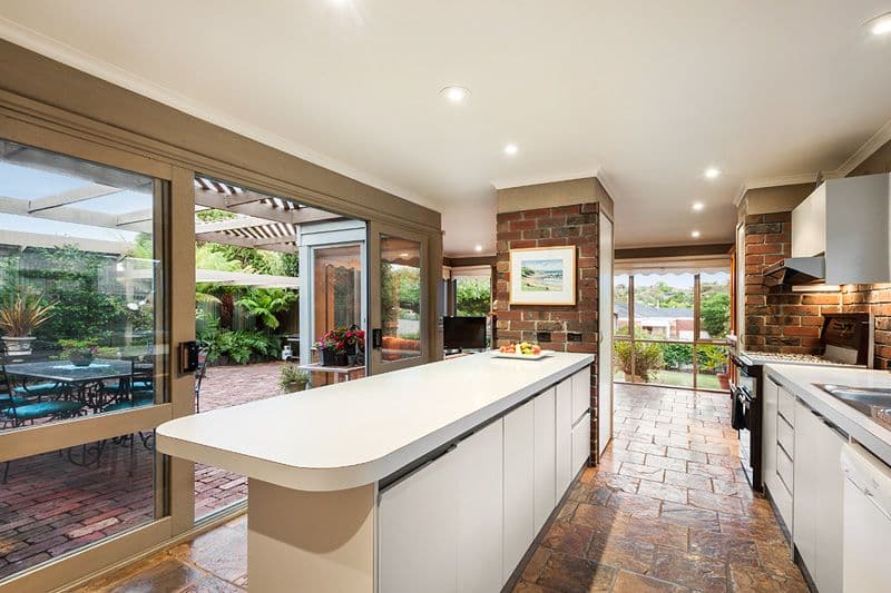 4 Hansen Street, Mount Waverley VIC 3149, Mount Waverley - Thumbnail 4