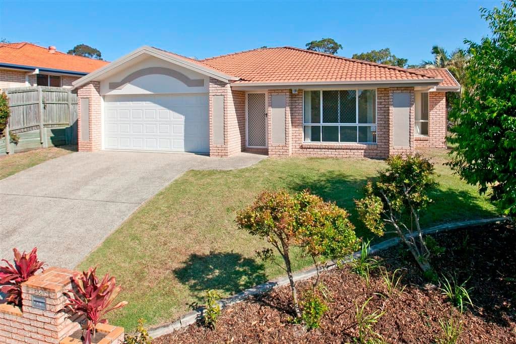4 Honeygem Place, BIRKDALE QLD 4159, Birkdale - Image 1