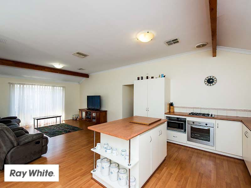 19 Tobermory Boulevard, Ellenbrook WA 6069, Ellenbrook - Thumbnail 8