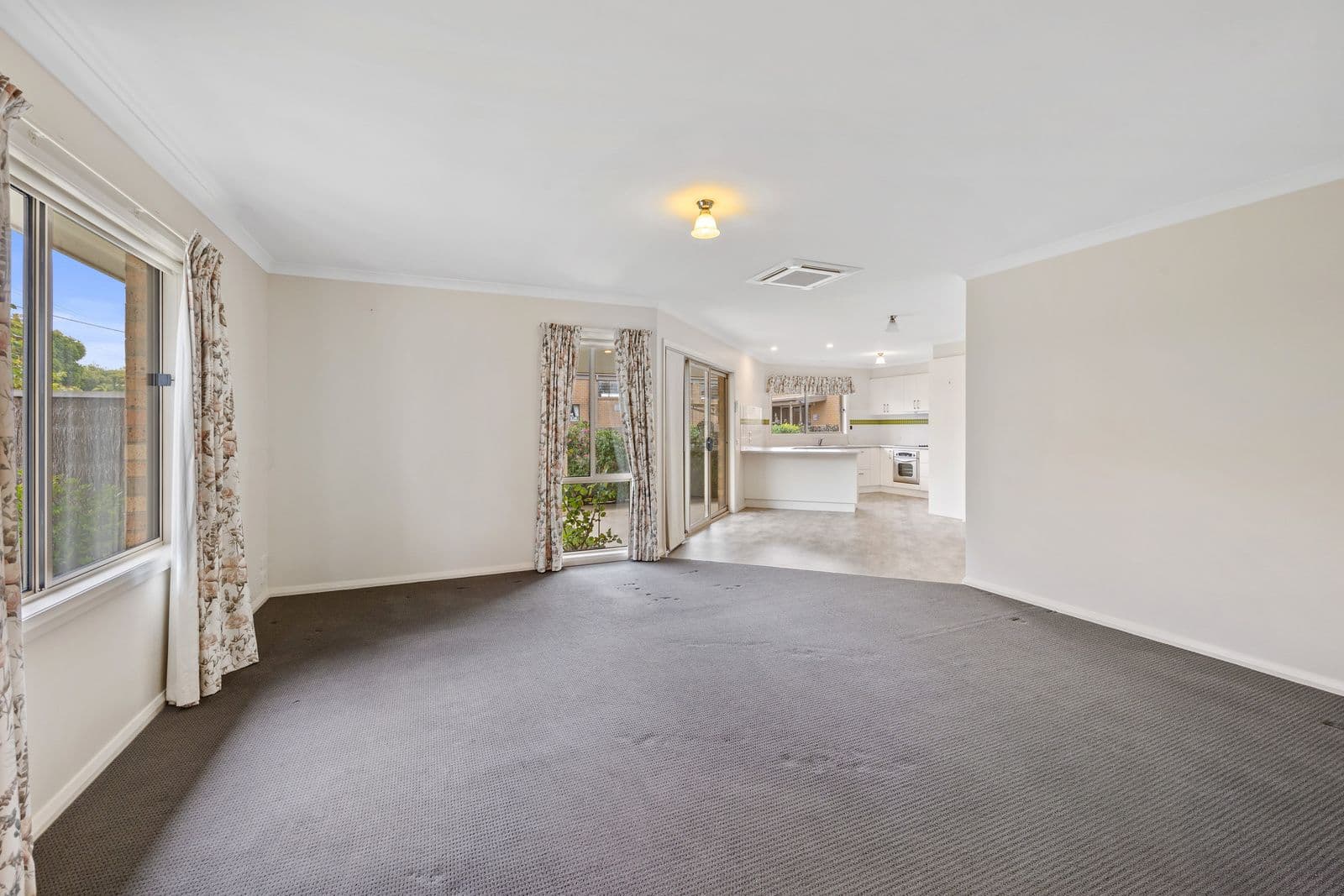 15 Allison Street, Leongatha VIC 3953, Leongatha - Thumbnail 7