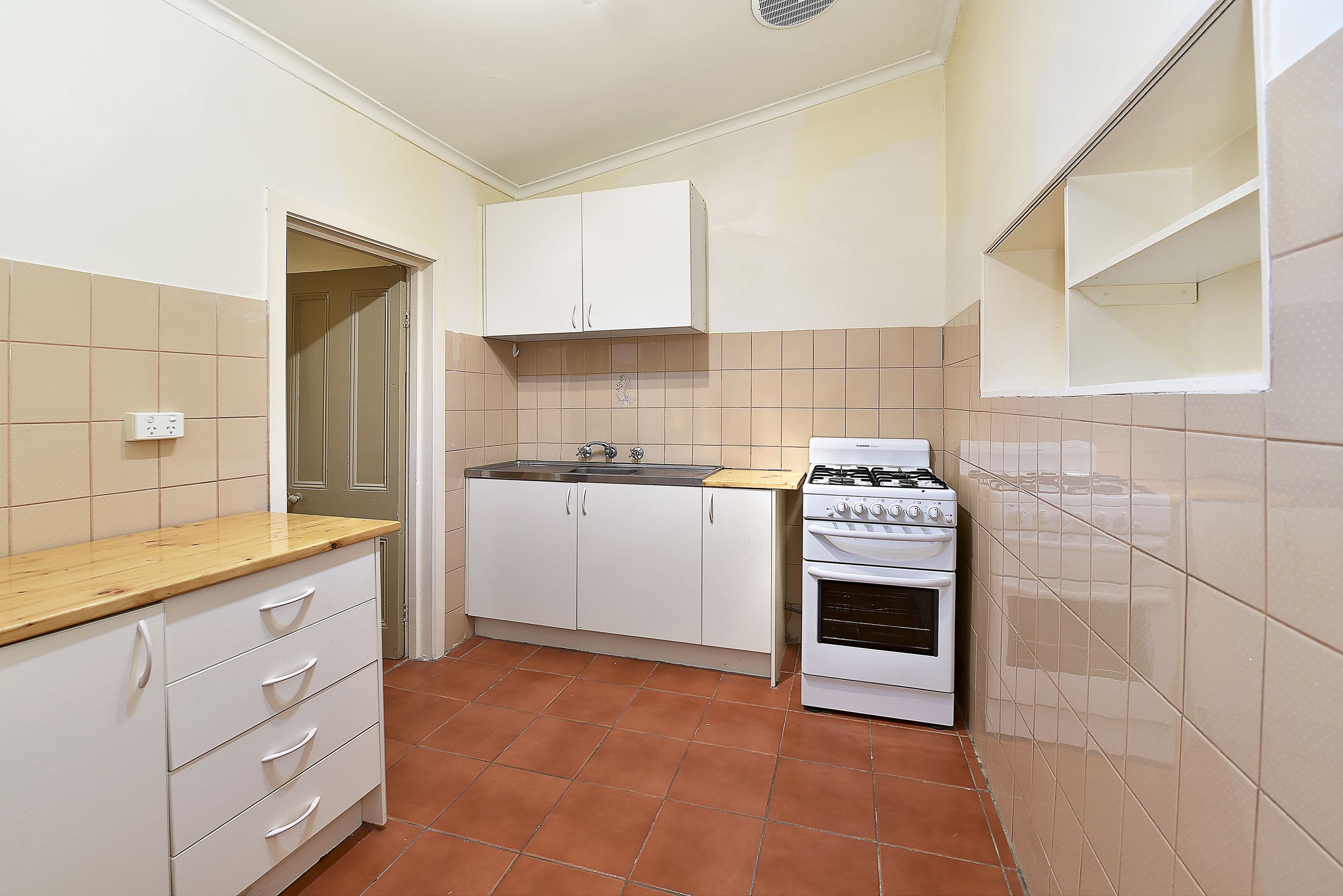 16 Main Street, Coburg VIC 3058, Coburg - Thumbnail 2