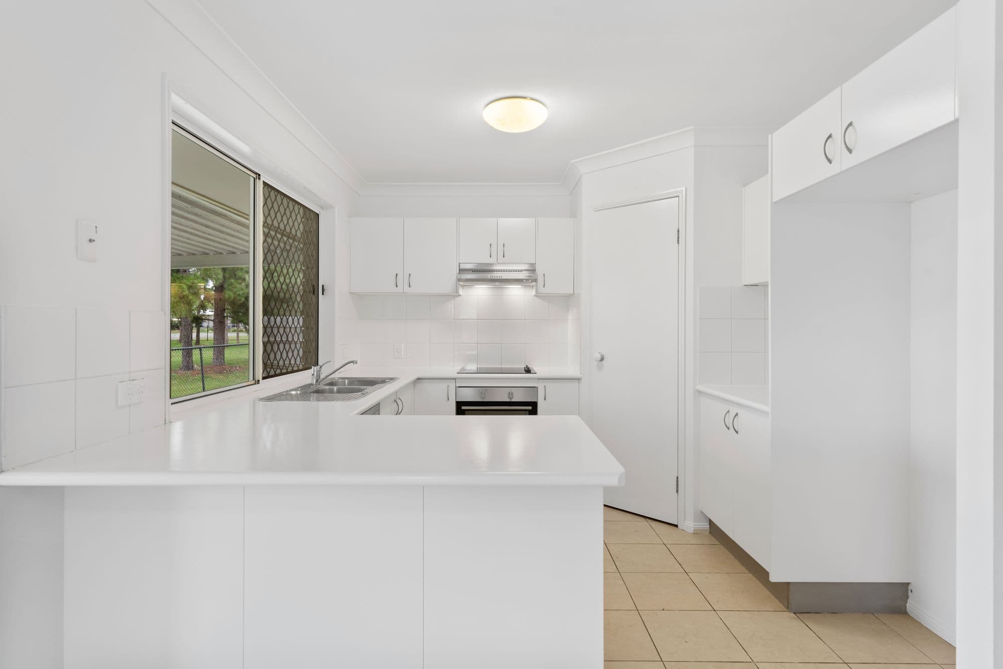 2 Lifestyle Close, Waterford West QLD 4133, Waterford West - Thumbnail 4