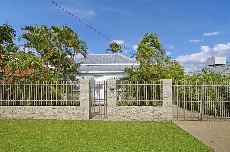 22 North Street, WEST END QLD 4810, West End - Image 1