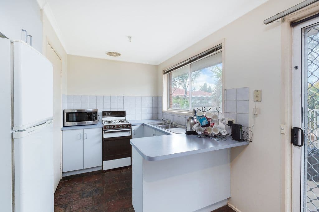 34 Grand Parade, Epping VIC 3076, Epping - Thumbnail 2