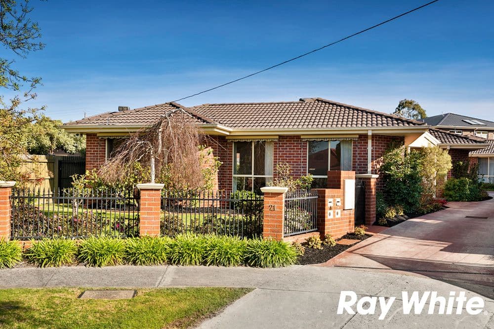 21 Fernhurst Drive, Glen Waverley VIC 3150, Glen Waverley - Image 1