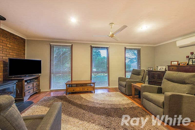 15 Macquarie Court, Cranbourne North VIC 3977, Cranbourne North - Thumbnail 5