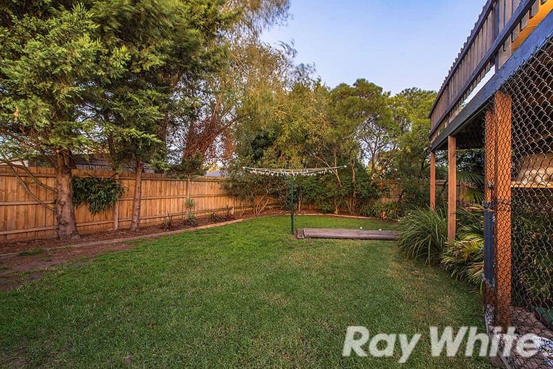 15 Macquarie Court, Cranbourne North VIC 3977, Cranbourne North - Thumbnail 8