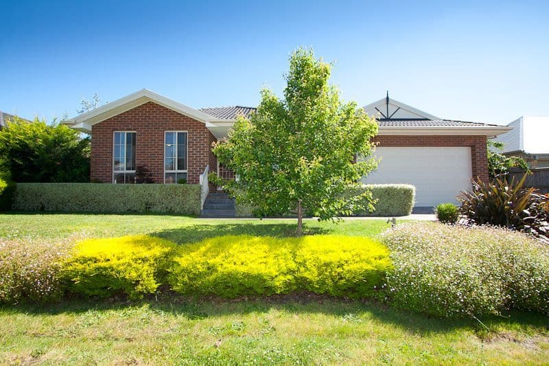 4 Banks Road, PAKENHAM VIC 3810, Pakenham - Image 1