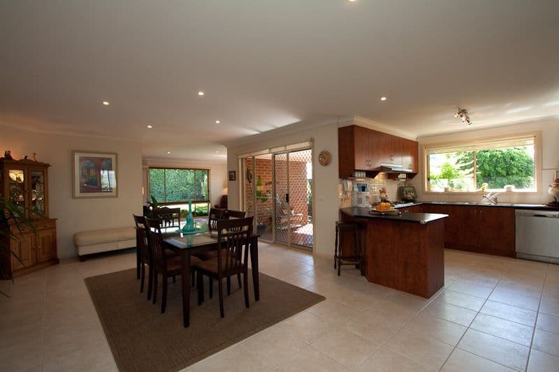 4 Banks Road, PAKENHAM VIC 3810, Pakenham - Thumbnail 3