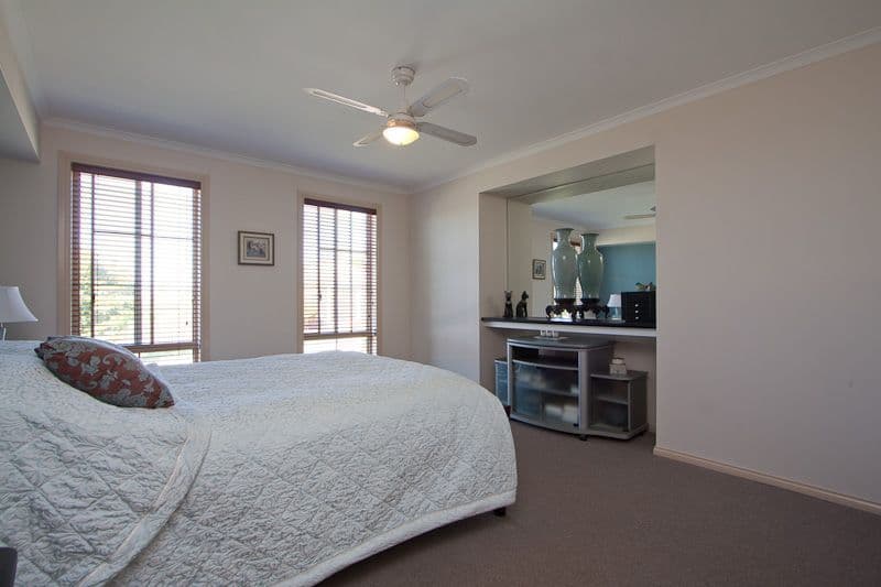 4 Banks Road, PAKENHAM VIC 3810, Pakenham - Thumbnail 6