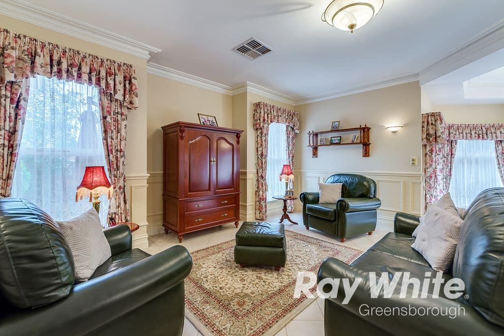 5 Sylvan Court, Ivanhoe, Ivanhoe - Thumbnail 4