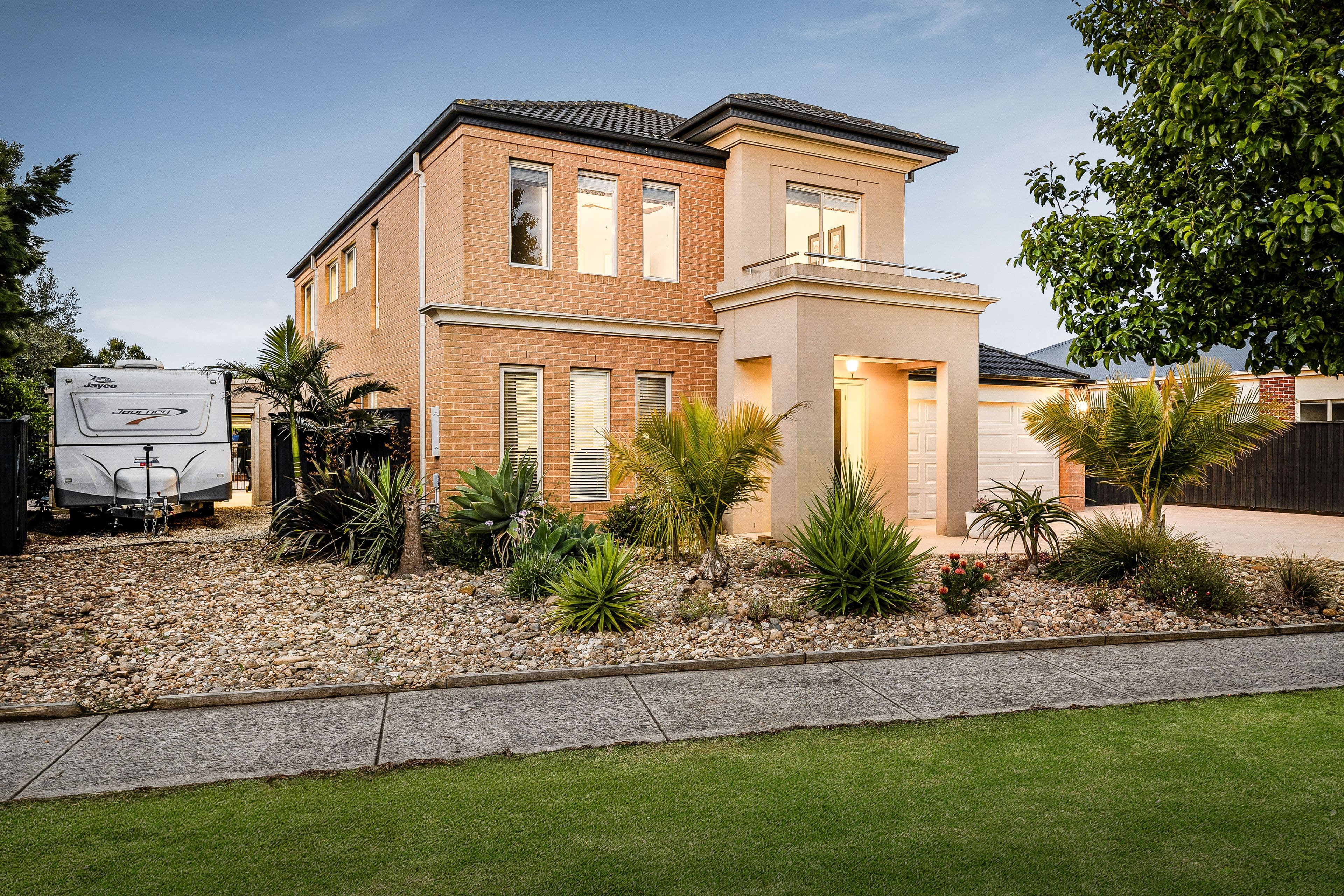 19 Bligh Boulevard, Pakenham VIC 3810, Pakenham - Thumbnail 3