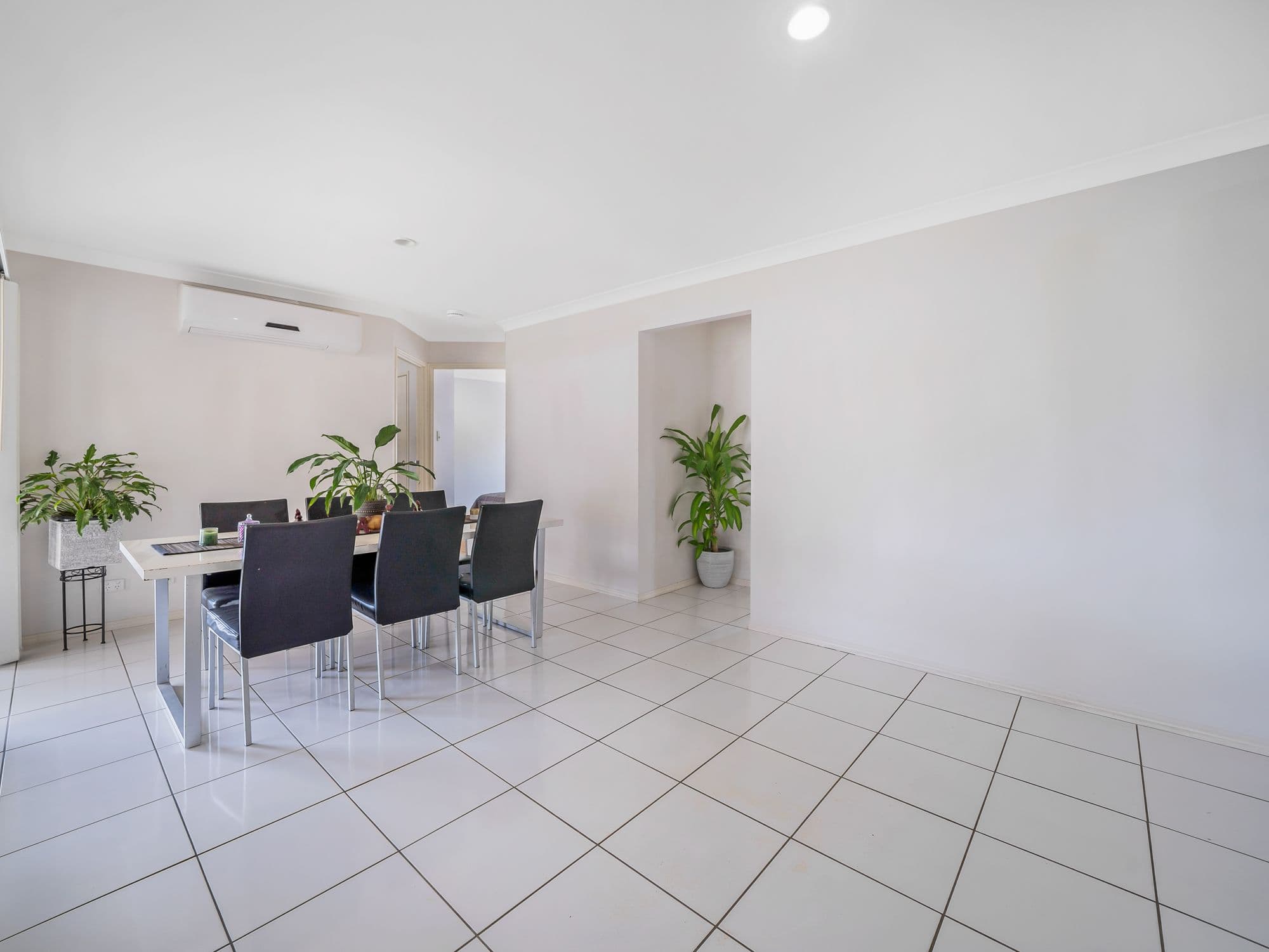 28 Zachary Street, Eagleby QLD 4207, Eagleby - Thumbnail 5