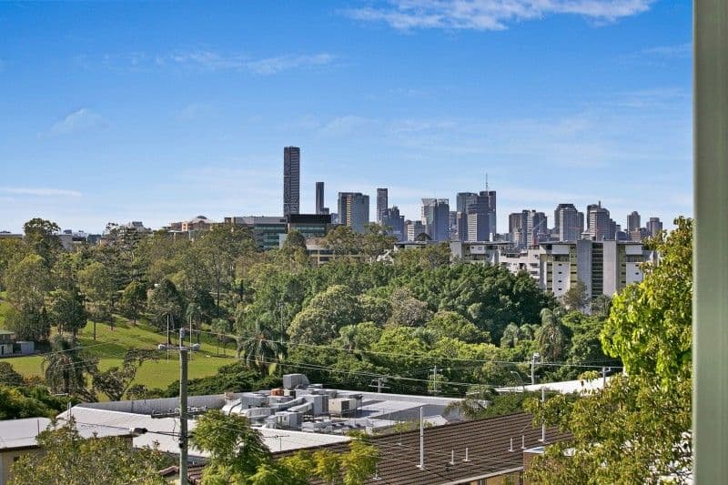 11 Ascog Terrace, TOOWONG QLD 4066, Toowong - Thumbnail 3