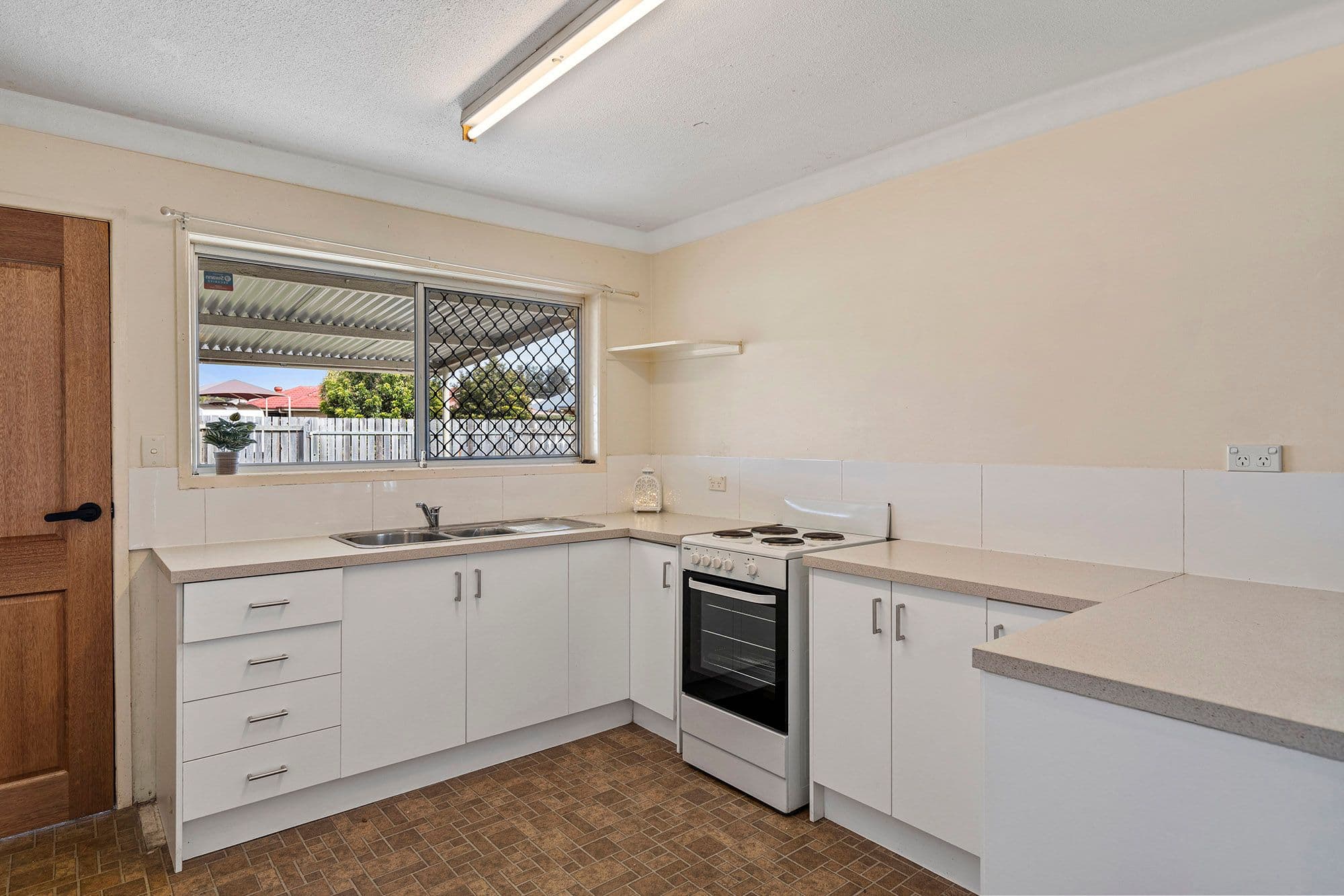 23 Alpha Avenue, Crestmead QLD 4132, Crestmead - Thumbnail 3