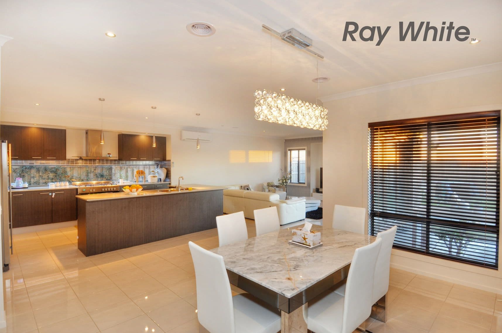 43 Millpond Drive, POINT COOK VIC 3030, Point Cook - Thumbnail 2