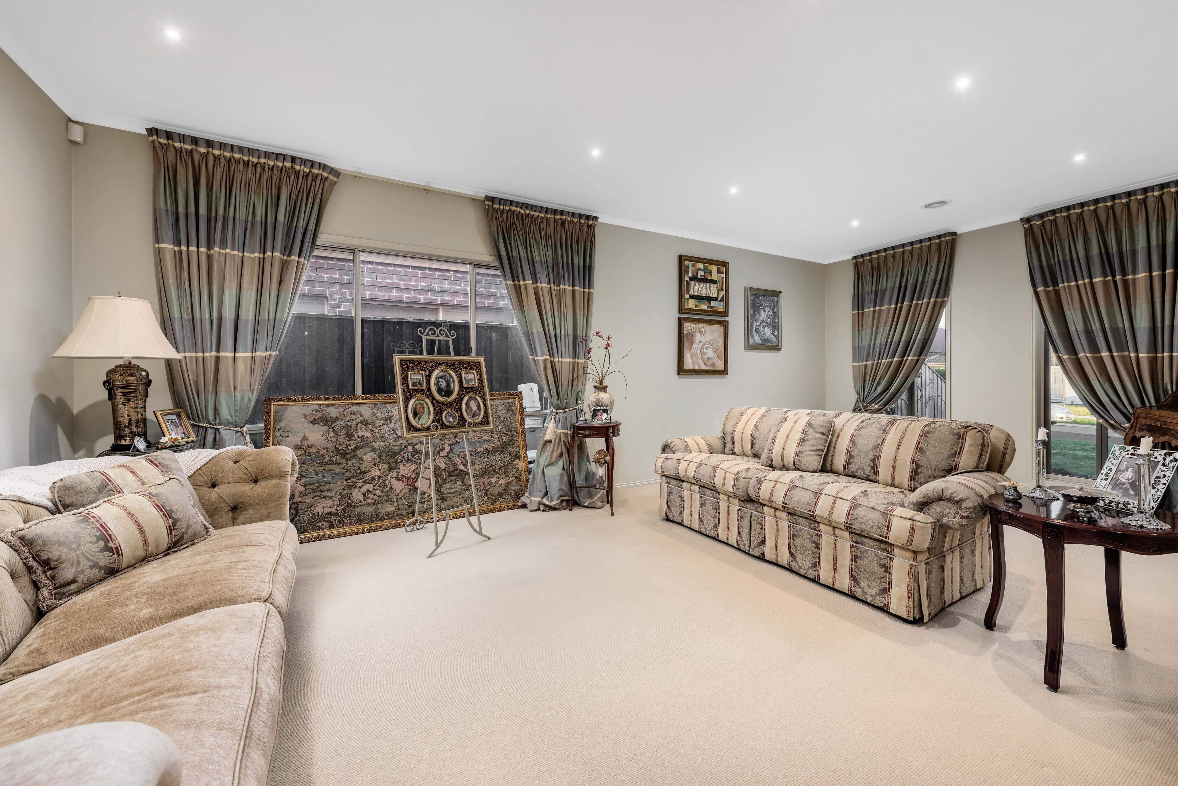 24 Robusta Avenue, Bundoora VIC 3083, Bundoora - Thumbnail 2