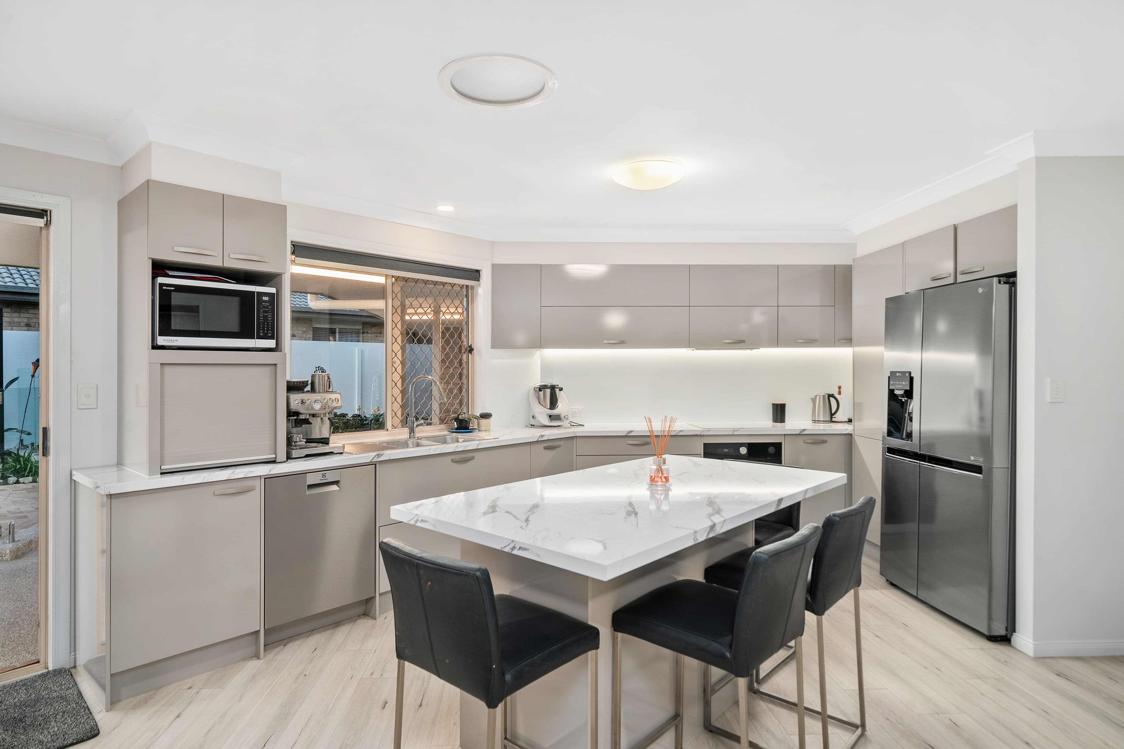 16 Ceccato Drive, Murrumba Downs QLD 4503, Murrumba Downs - Thumbnail 5