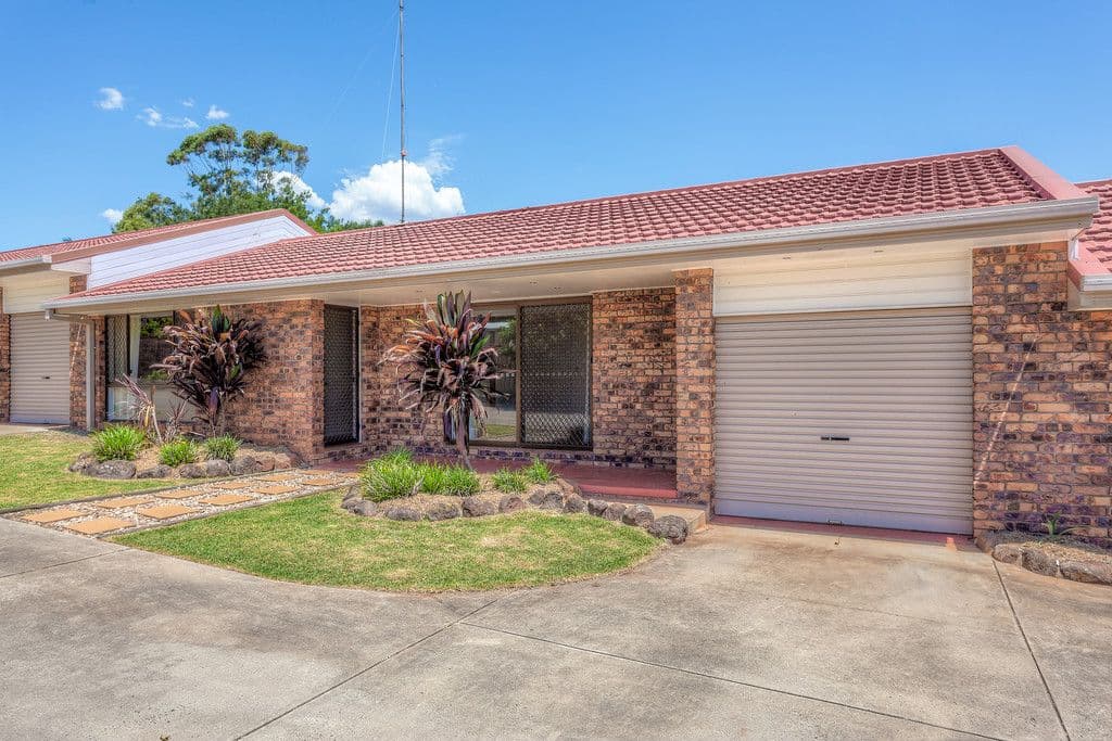 18 McIntyre Street, Centenary Heights QLD 4350, Centenary Heights - Thumbnail 2
