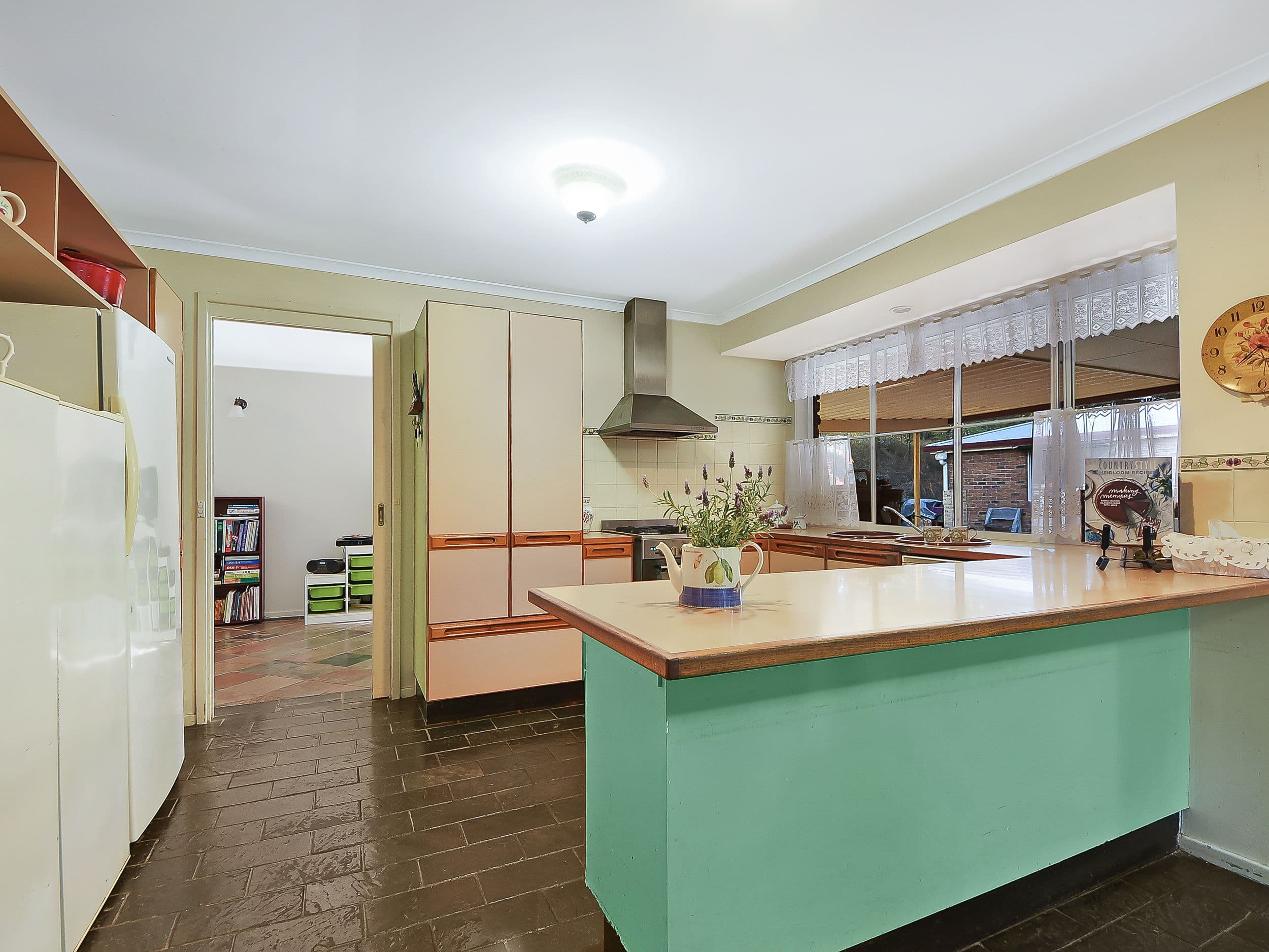 3 Hogan Court, Camp Mountain QLD 4520, Camp Mountain - Thumbnail 8