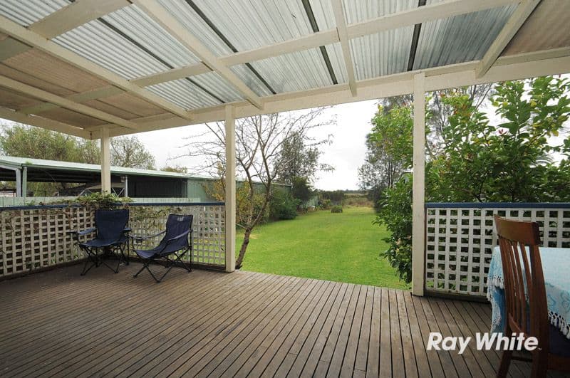 17 Hardy Avenue, CANNONS CREEK VIC 3977, Cannons Creek - Thumbnail 2