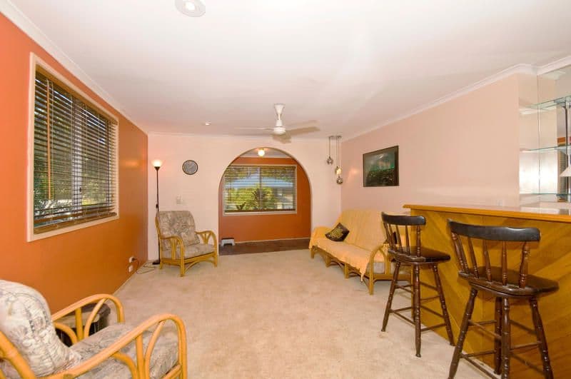 4 Flaminia Street, CURRUMBIN WATERS QLD 4223, Currumbin Waters - Thumbnail 4