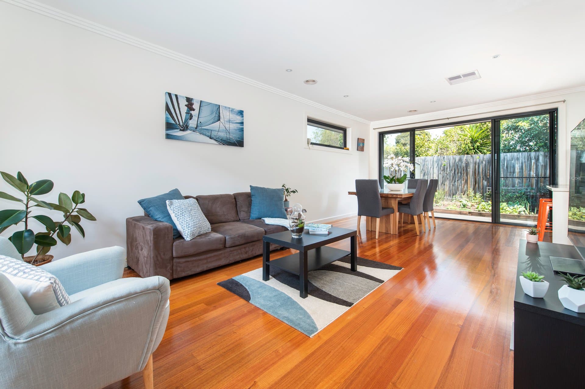 4/6 Newman Road, Wantirna South - Thumbnail 2
