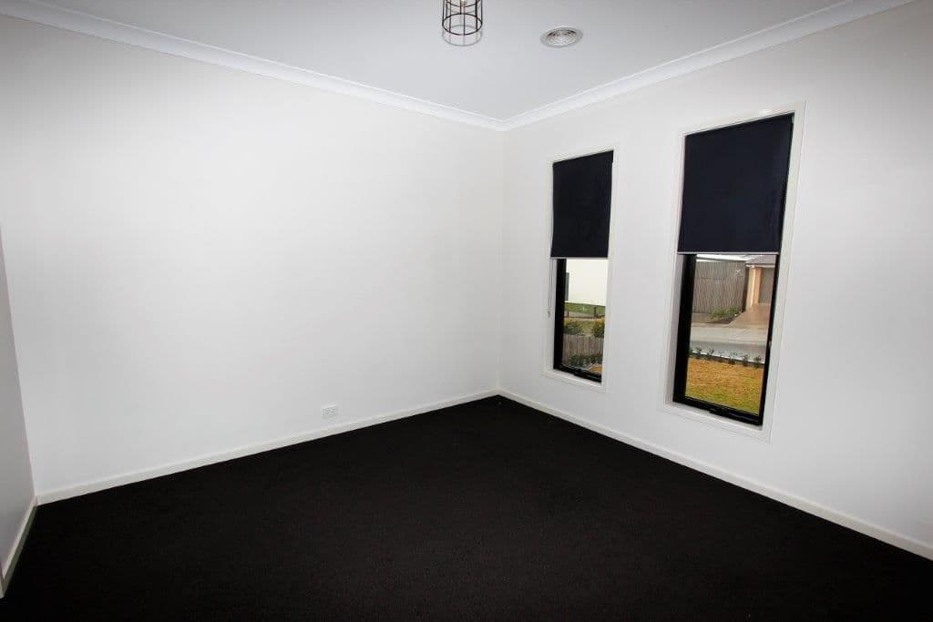 20 Woolondoon Drive, Highton VIC 3216, Highton - Thumbnail 3
