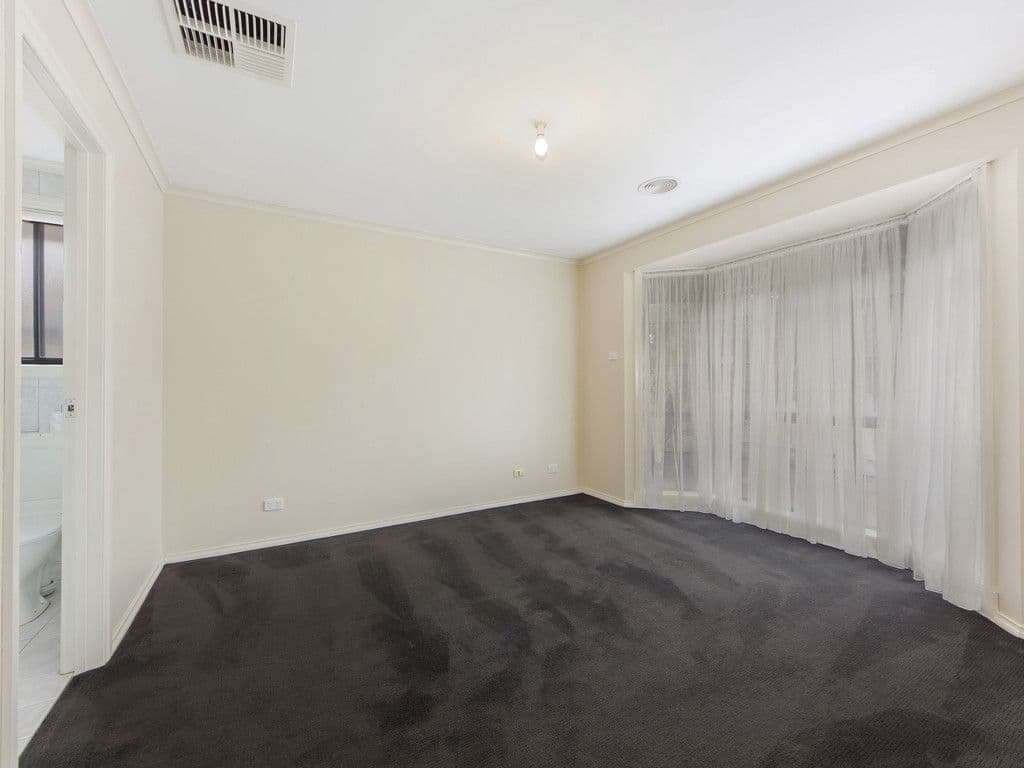 13 Kiev Walk, Delahey VIC 3037, Delahey - Thumbnail 7