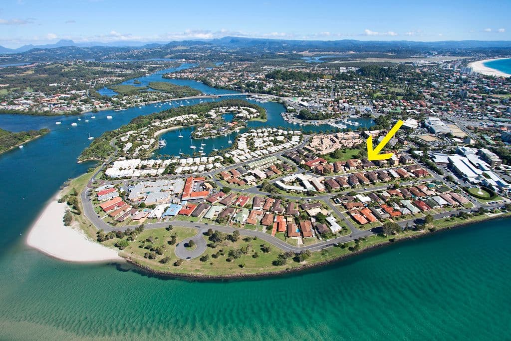 8 Buchan Avenue, Tweed Heads NSW 2485, Tweed Heads - Image 1