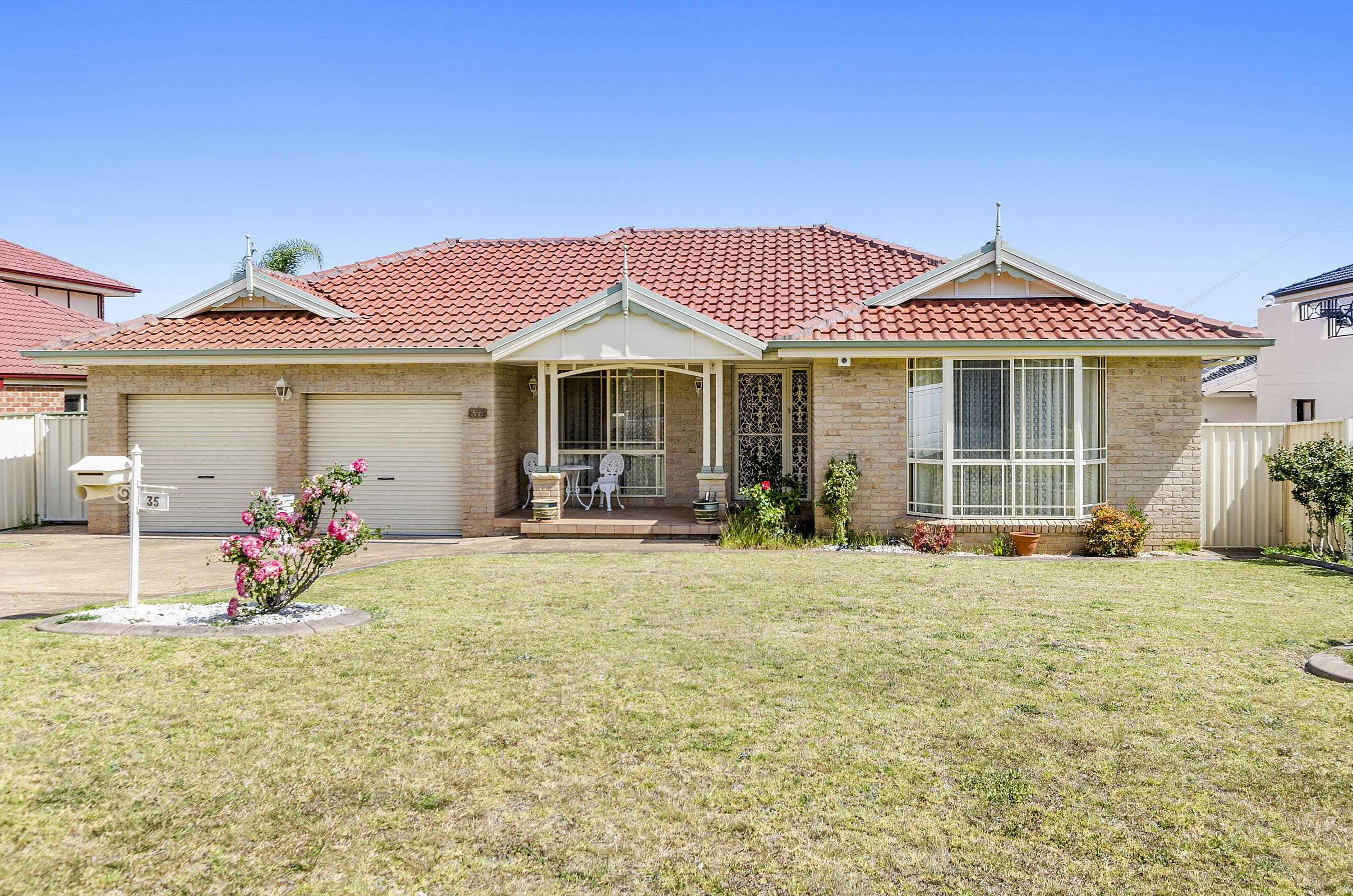35 Brindabella Drive, Horsley - Image 1