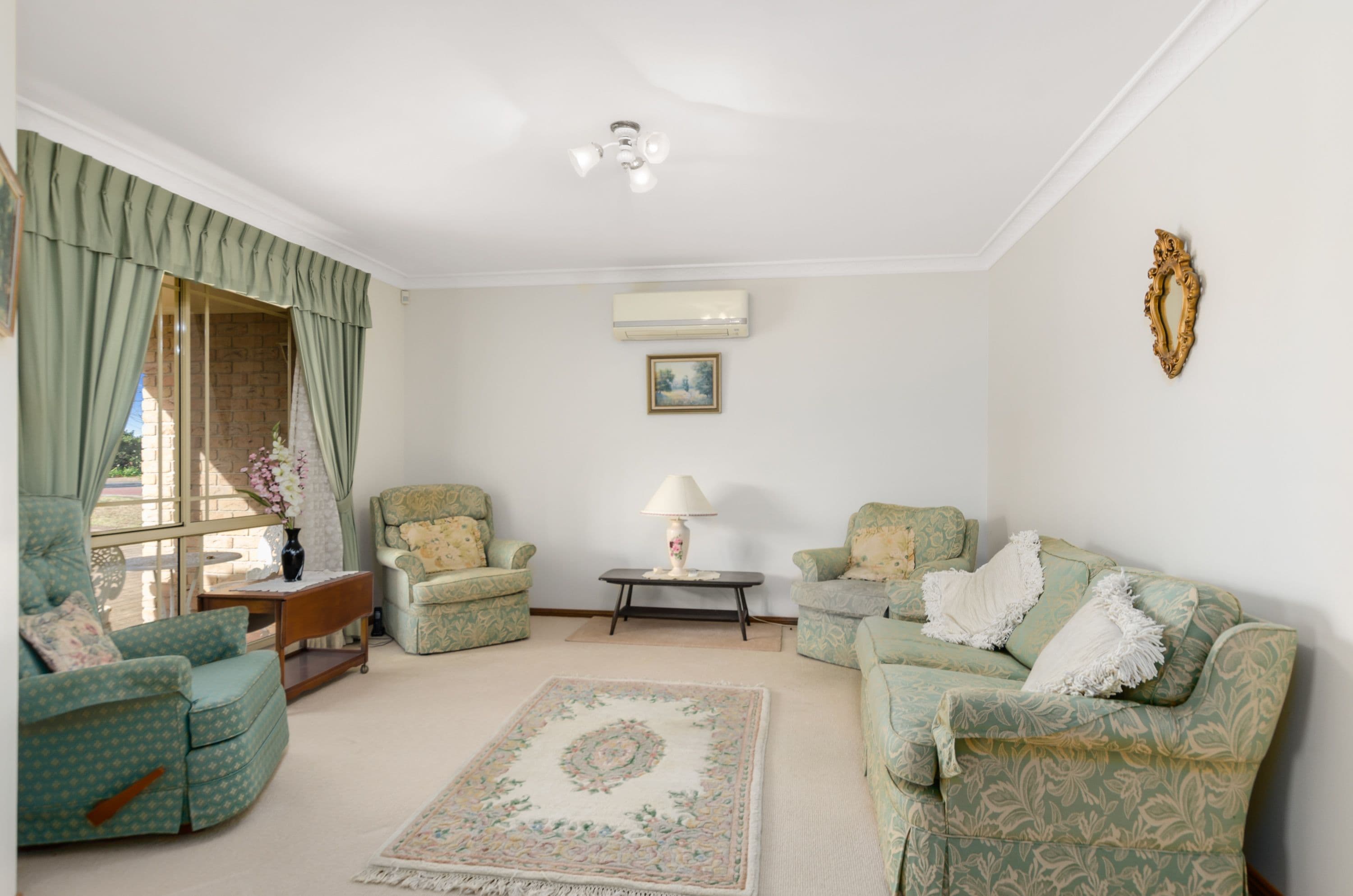 35 Brindabella Drive, Horsley - Thumbnail 2