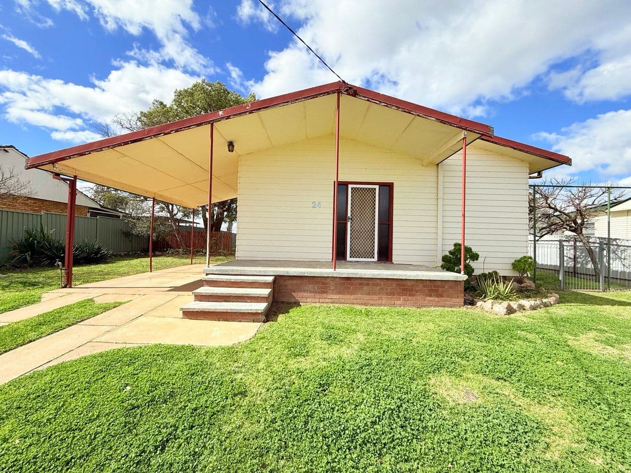 24 McGregor Street, Condobolin NSW 2877, Condobolin - Image 1