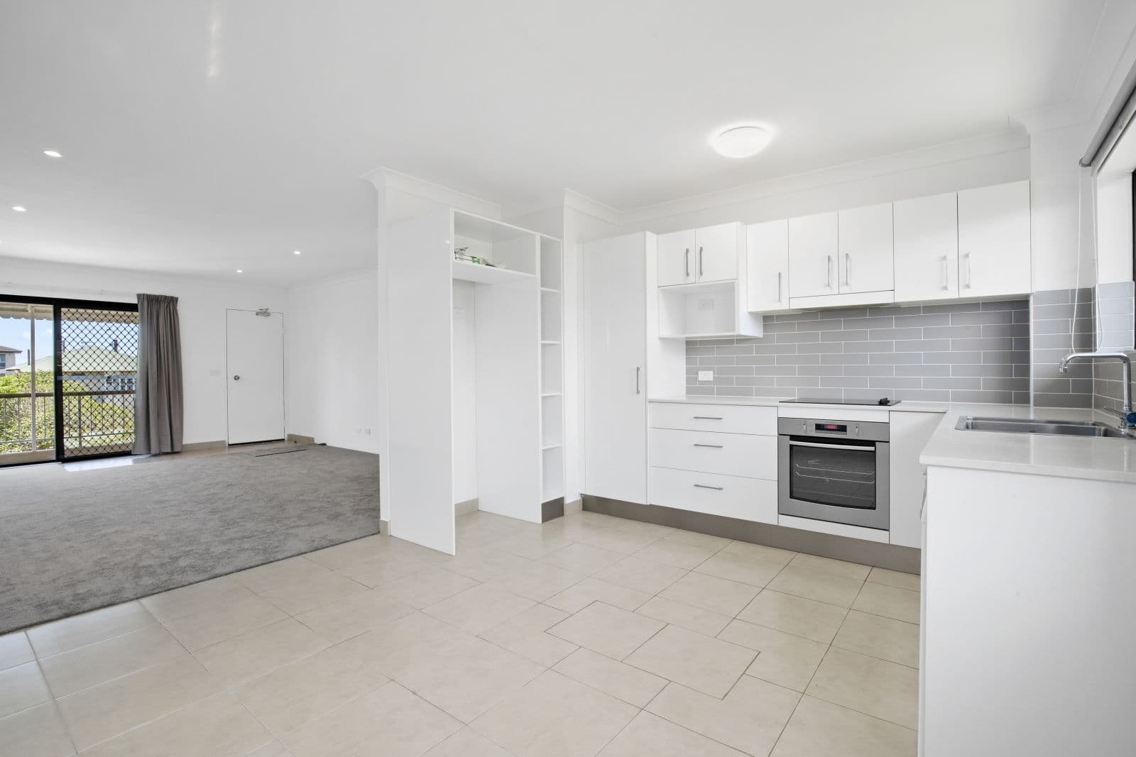6 Twelfth Avenue, Palm Beach QLD 4221, Palm Beach - Thumbnail 5