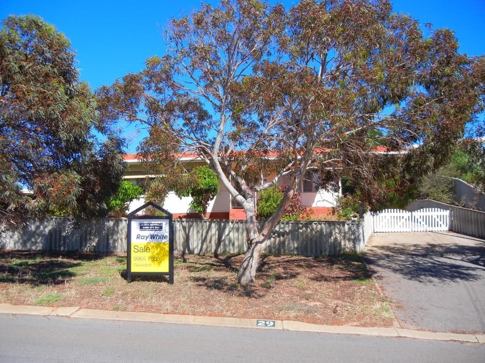 29 Lorna Street, BERESFORD WA 6530, Beresford - Thumbnail 5