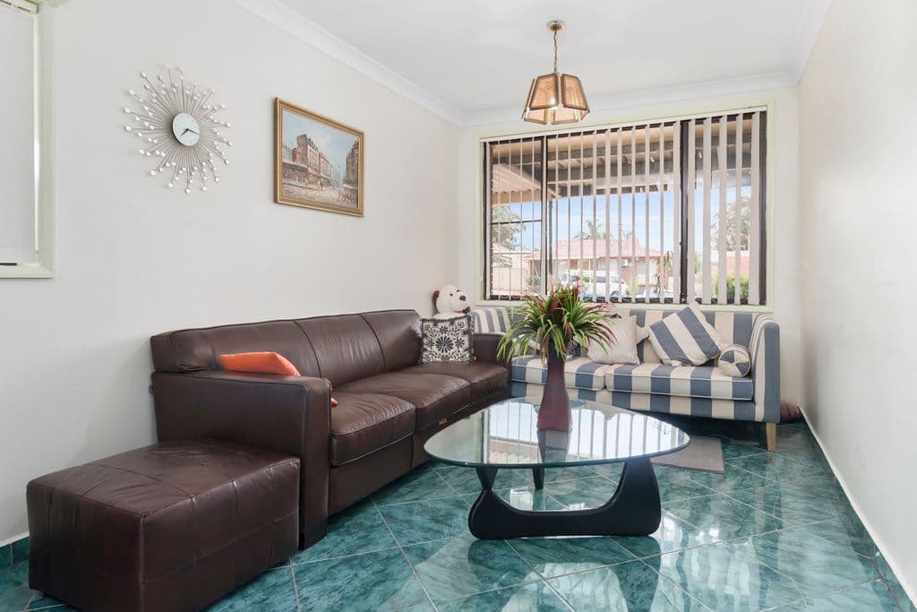 52 Oliveri Crescent, Green Valley - Thumbnail 3