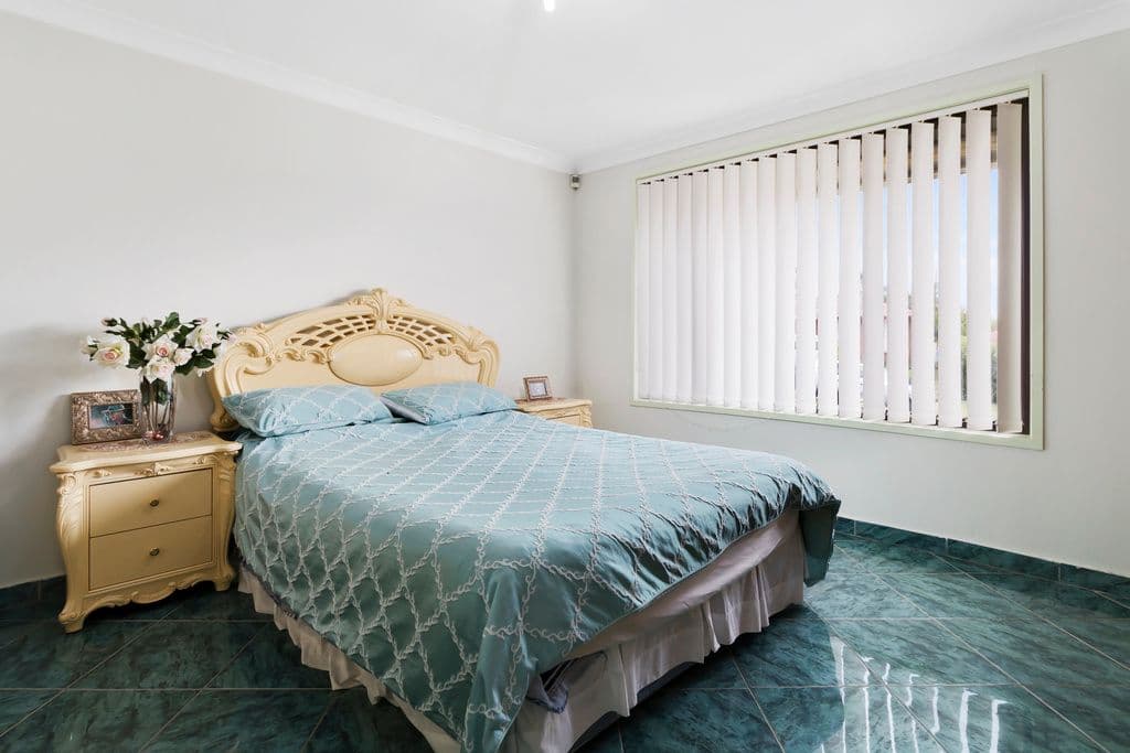 52 Oliveri Crescent, Green Valley - Thumbnail 6