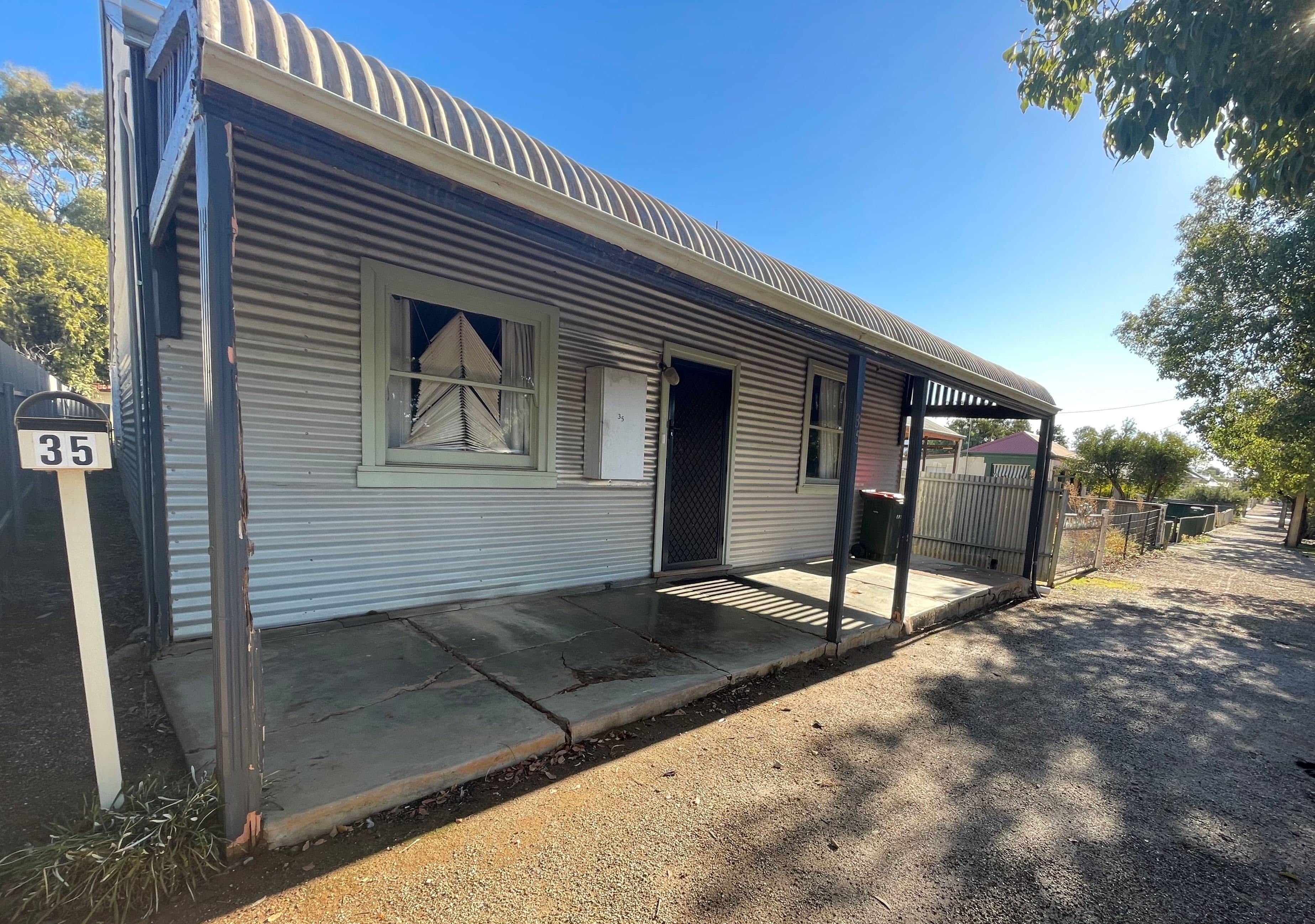 35 Sixth Street, Quorn SA 5433, Quorn - Image 1