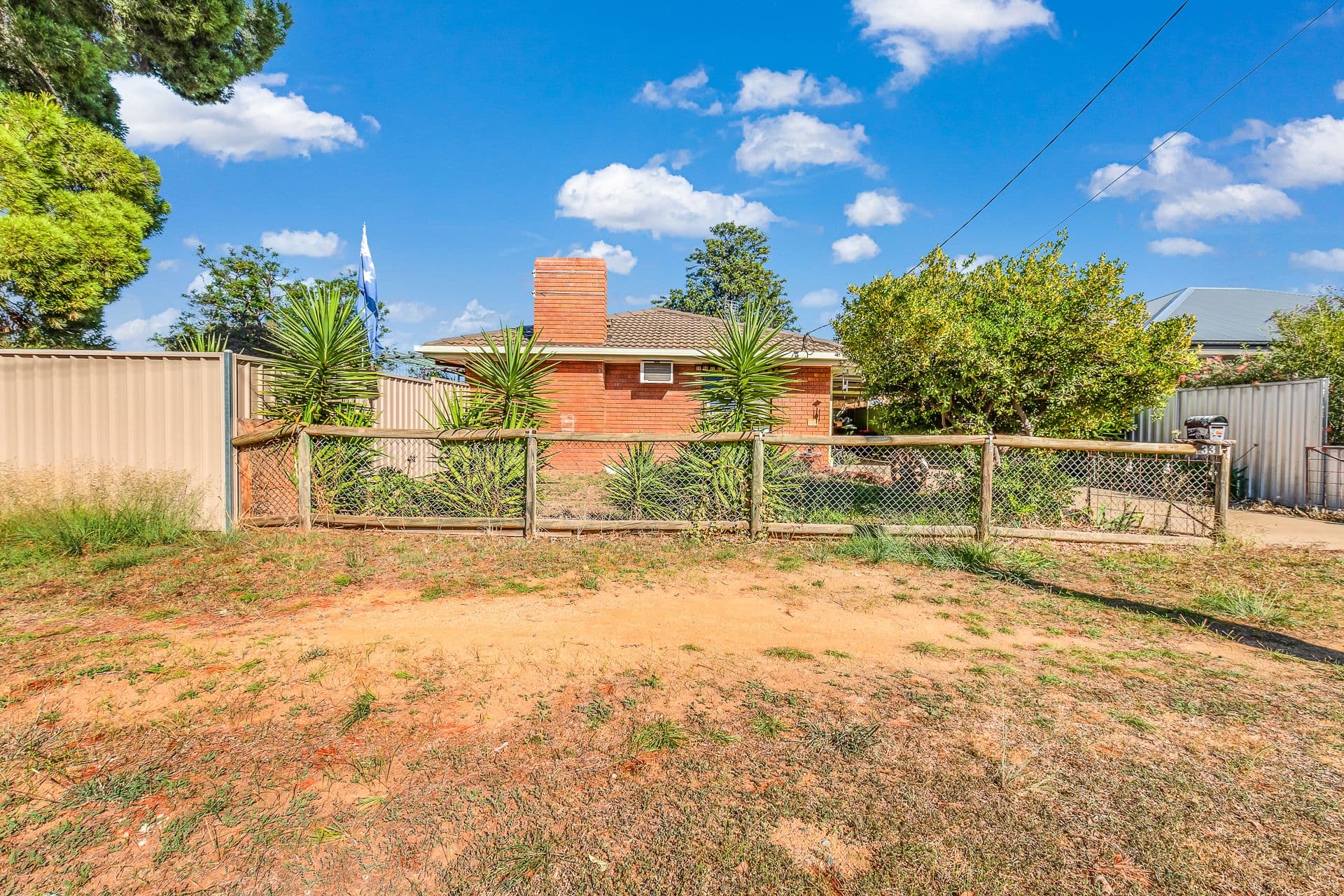 33 Livingstone Street, Mathoura NSW 2710, Mathoura - Thumbnail 2
