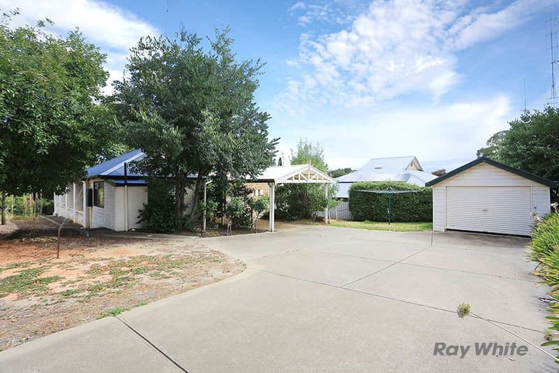 22 Daly Street, Clare SA 5453, Clare - Thumbnail 4