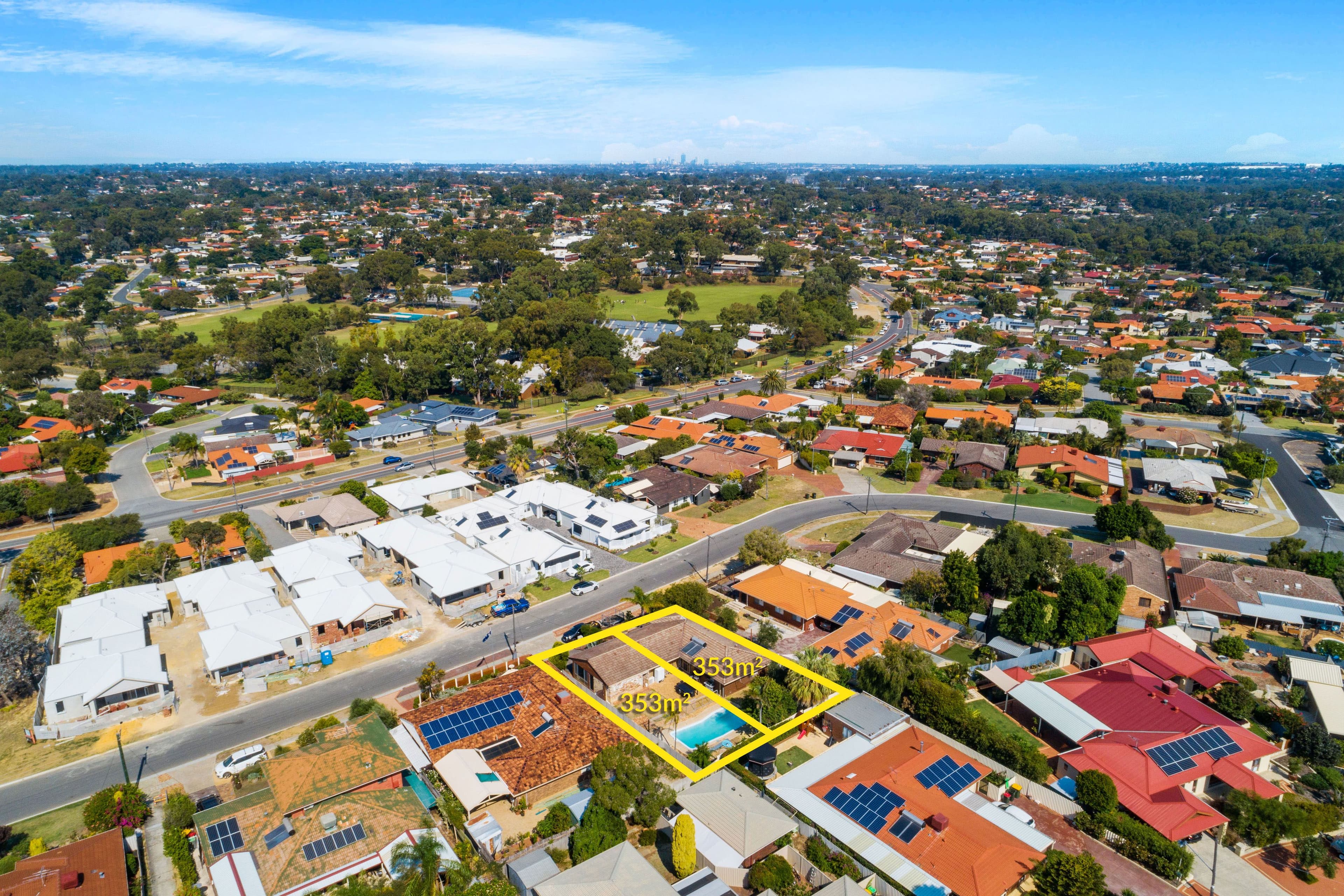 21 Kanangra Crescent, Greenwood WA 6024, Greenwood - Thumbnail 2