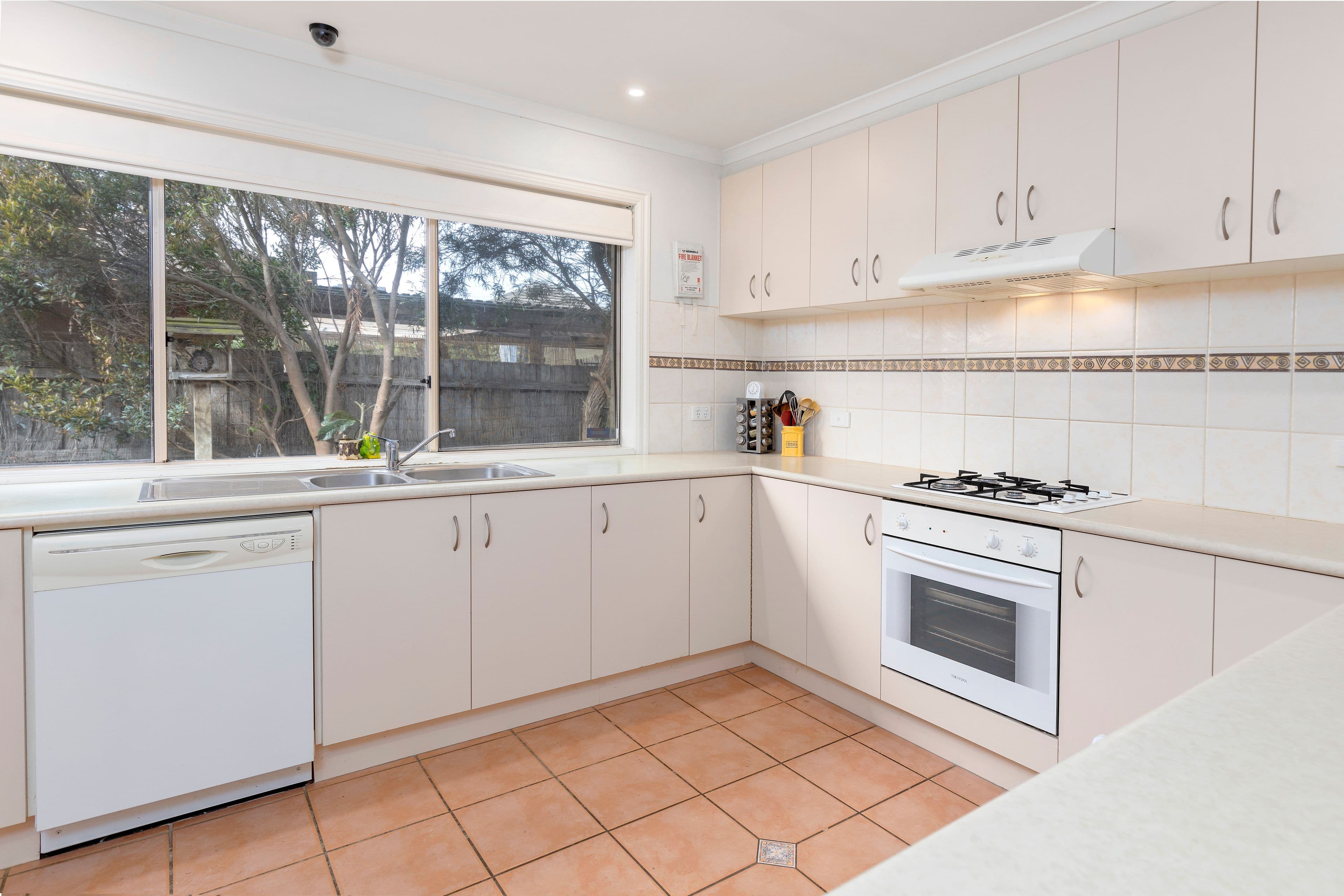 62 Darvall Street, Tootgarook VIC 3941, Tootgarook - Thumbnail 2