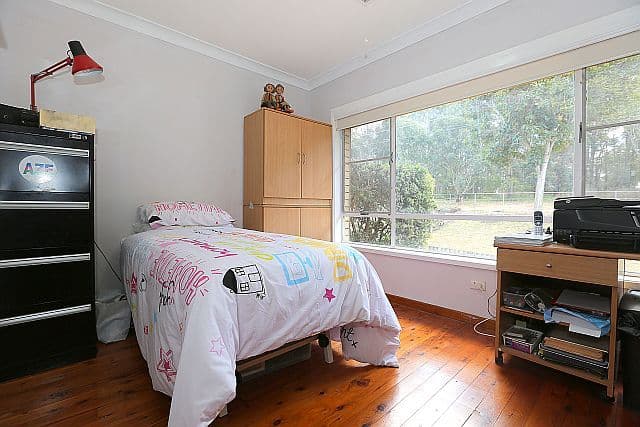 13 Hazel Street, GEORGES HALL NSW 2198, Georges Hall - Thumbnail 8