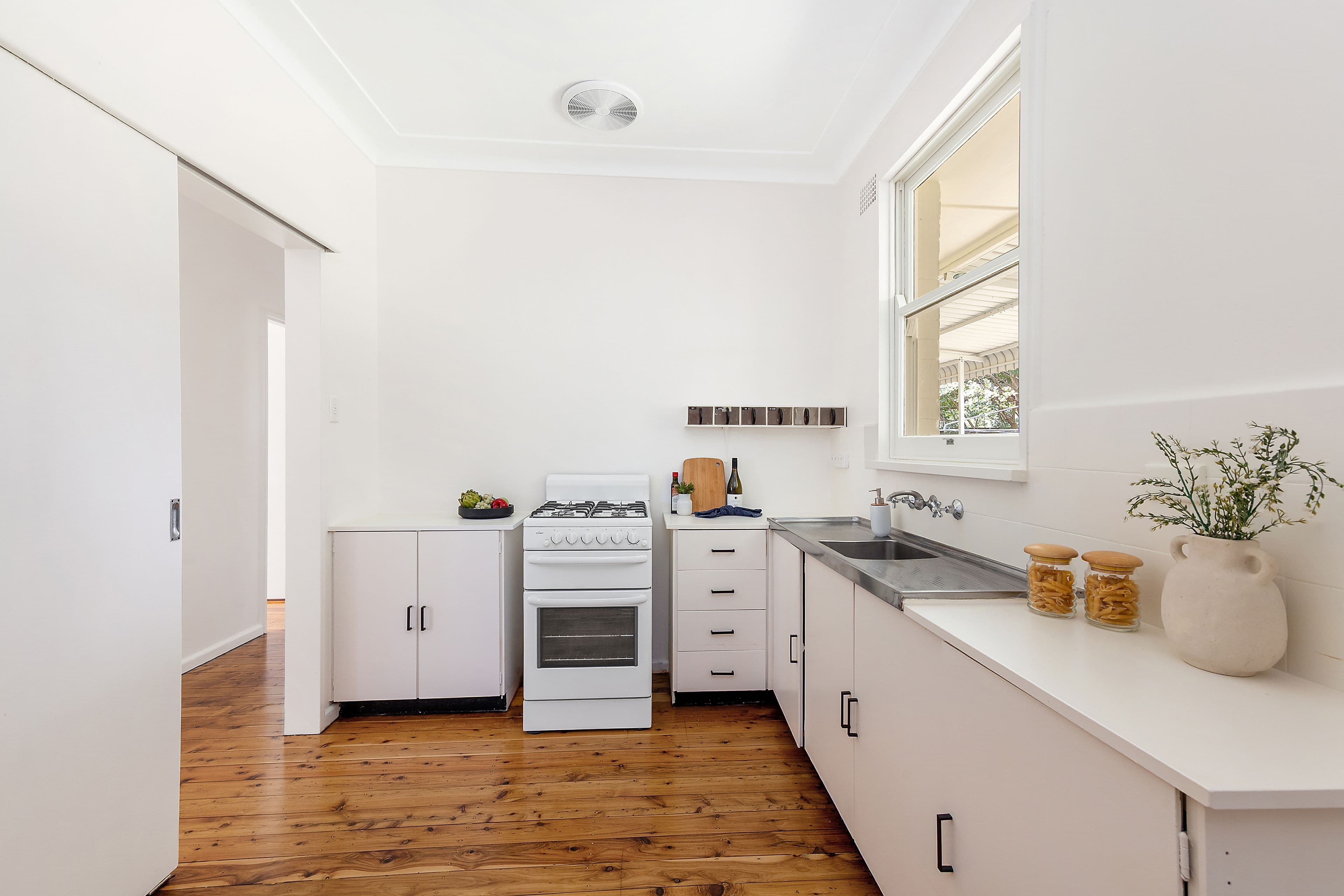 28 Vernon Street, Turramurra NSW 2074, South Turramurra - Thumbnail 6