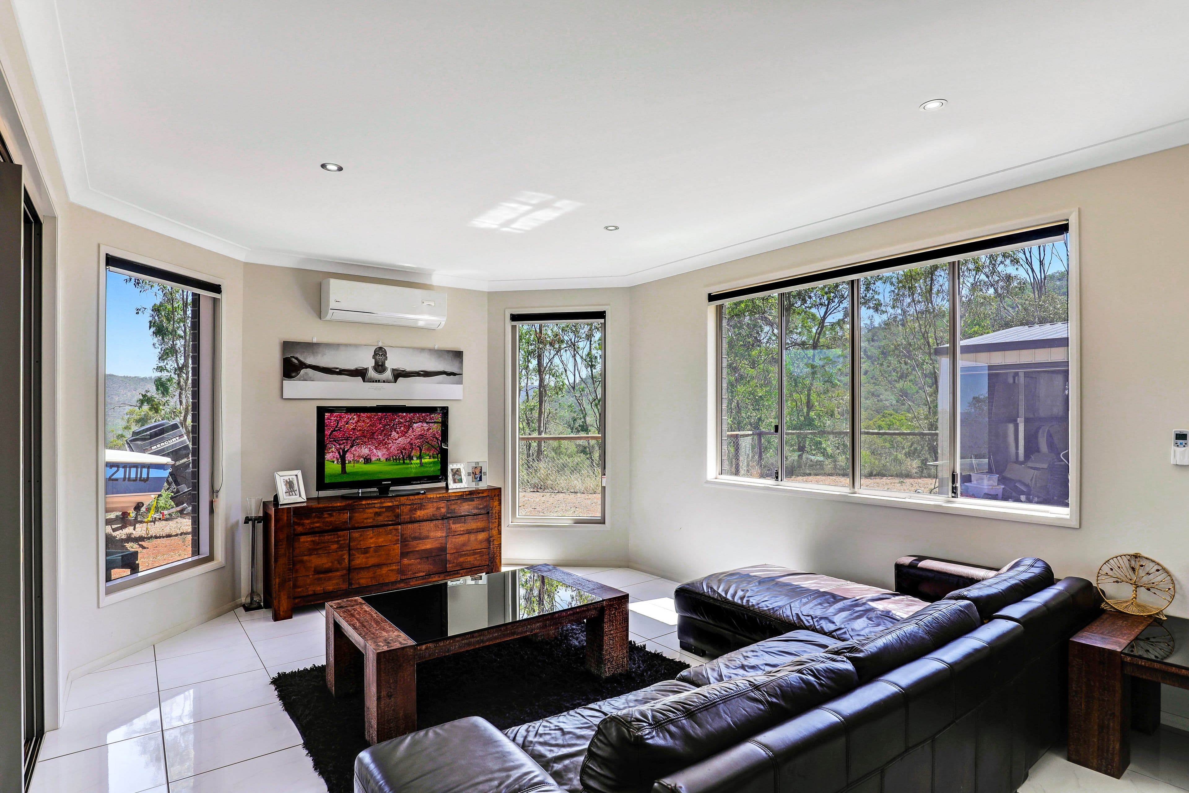 64 Scenic Drive, Silver Ridge QLD 4352, Silver Ridge - Thumbnail 3