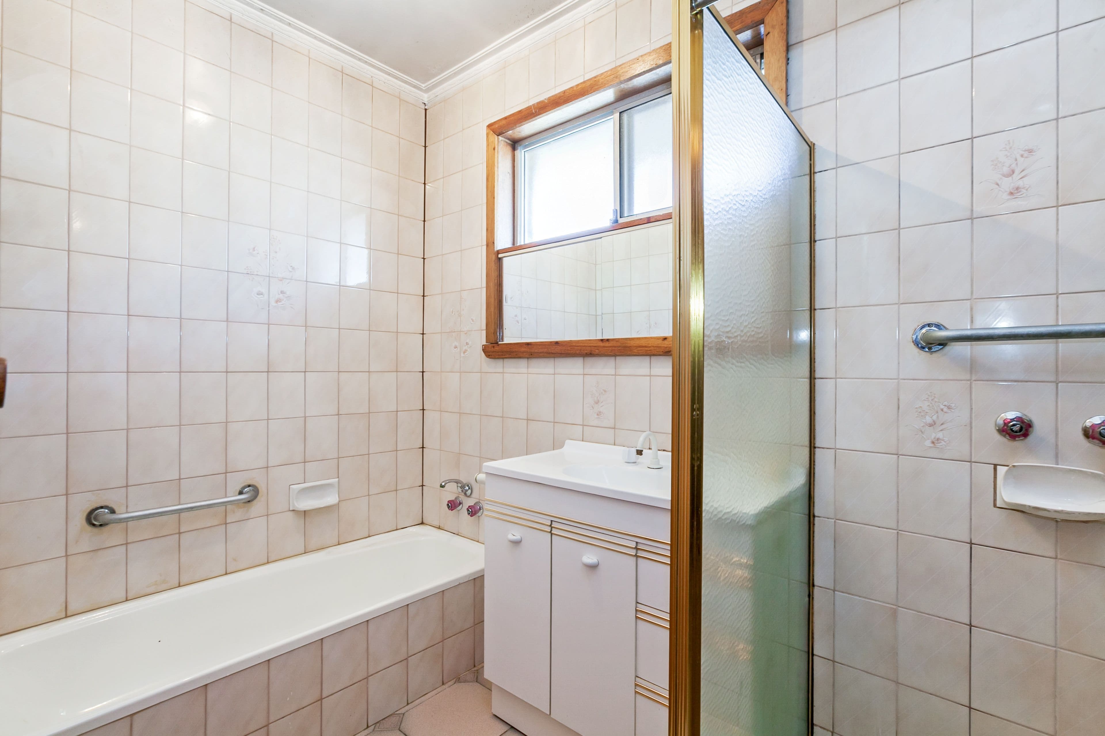 14 Lane Crescent, Reservoir VIC 3073, Reservoir - Thumbnail 8