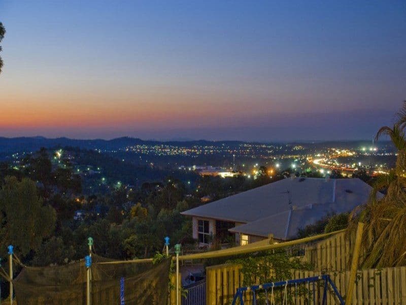 26 Hillary Circuit, PACIFIC PINES QLD 4211, Pacific Pines - Thumbnail 2