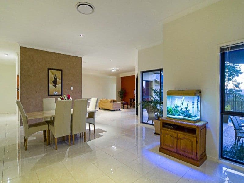 26 Hillary Circuit, PACIFIC PINES QLD 4211, Pacific Pines - Thumbnail 7