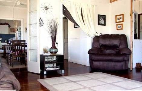 47 Latchford Street, PIMLICO QLD 4812, Pimlico - Thumbnail 3