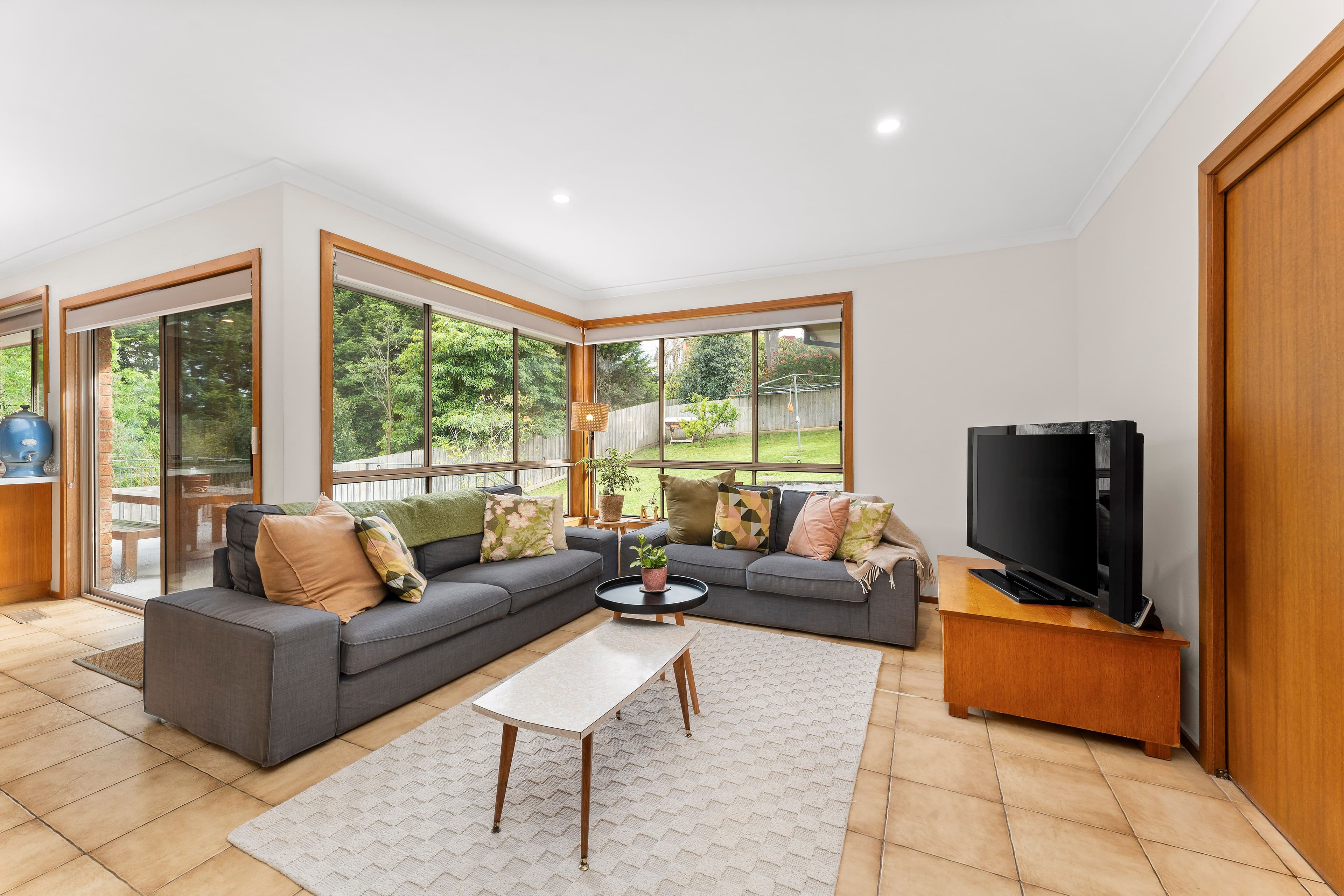 38 Wellington Park Drive, Warranwood VIC 3134, Warranwood - Thumbnail 3